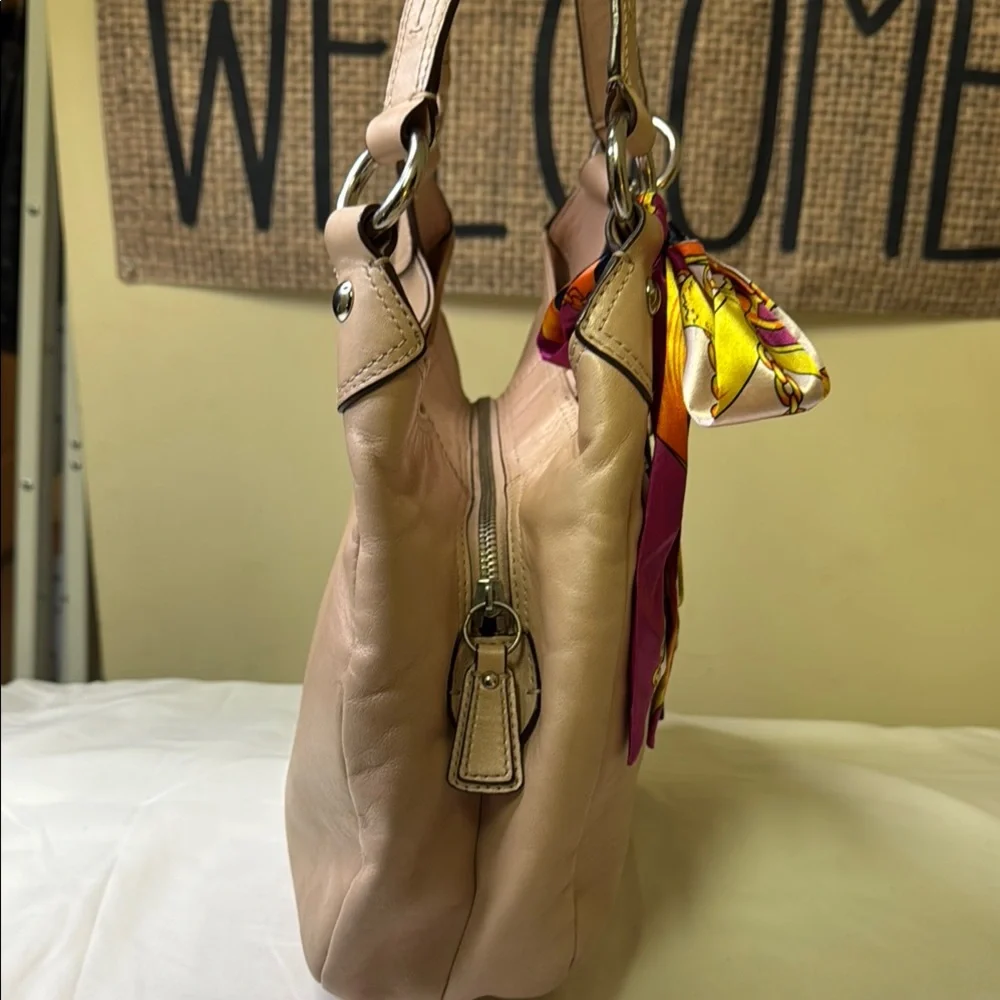 ✨ Coach Bleecker Buckle Hobo Shoulder Bag‎ – Style F17219